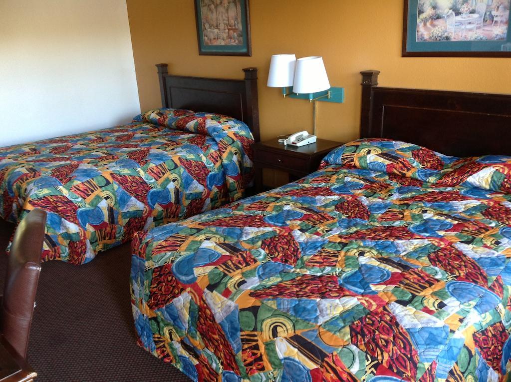 Heritage Inn Grand Prairie Habitación foto